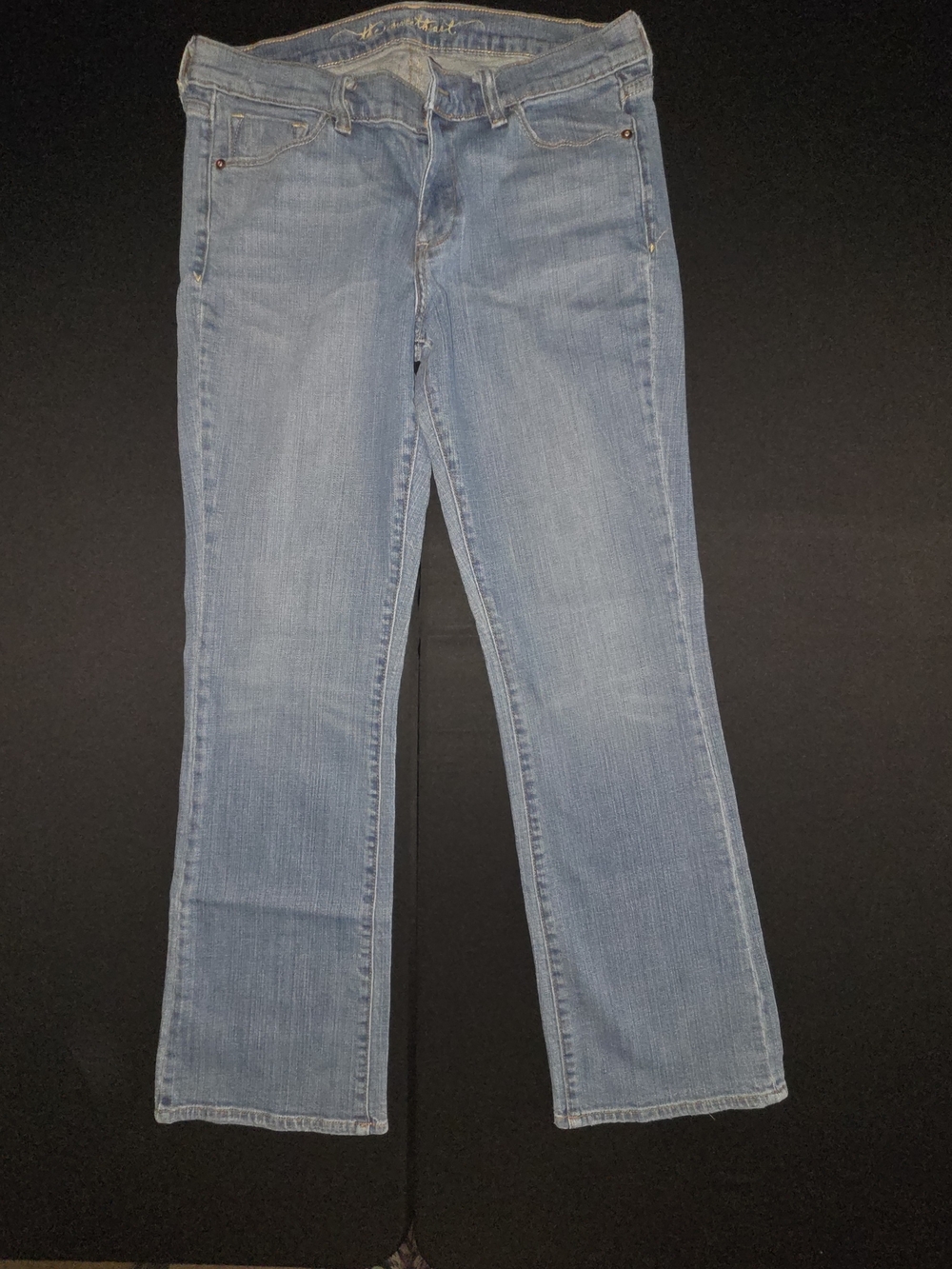 Old Navy The Sweetheart Bootcut Jeans Size 8 Short
